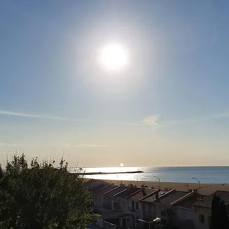 A 50m Des Plages 
